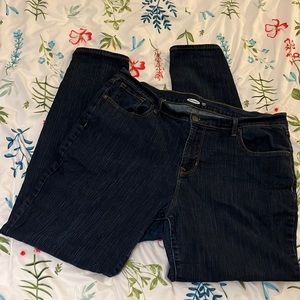 Old Navy Dark Wash Curvy Skinny Jeans